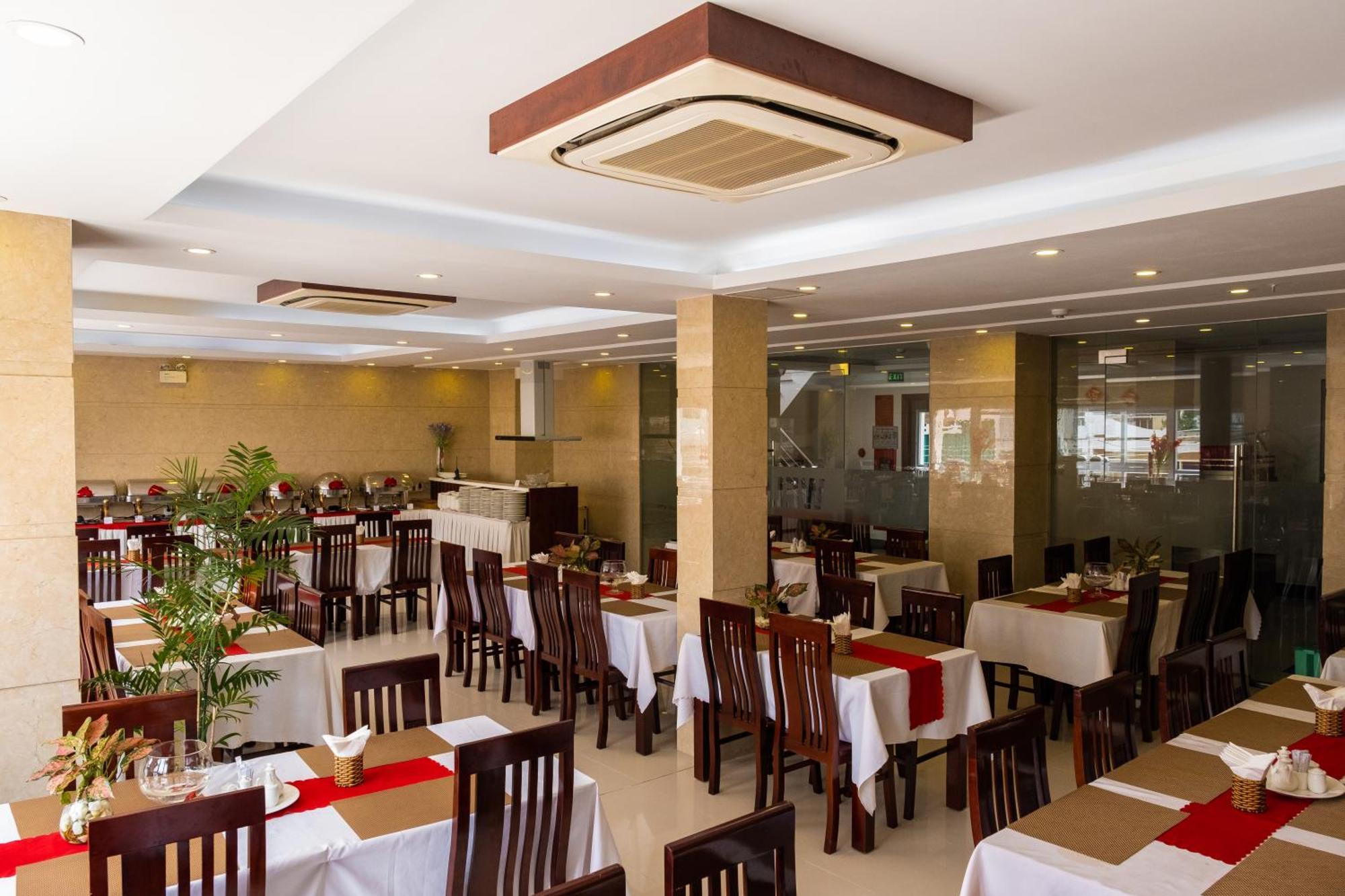 Gem Nha Trang Hotel Bagian luar foto